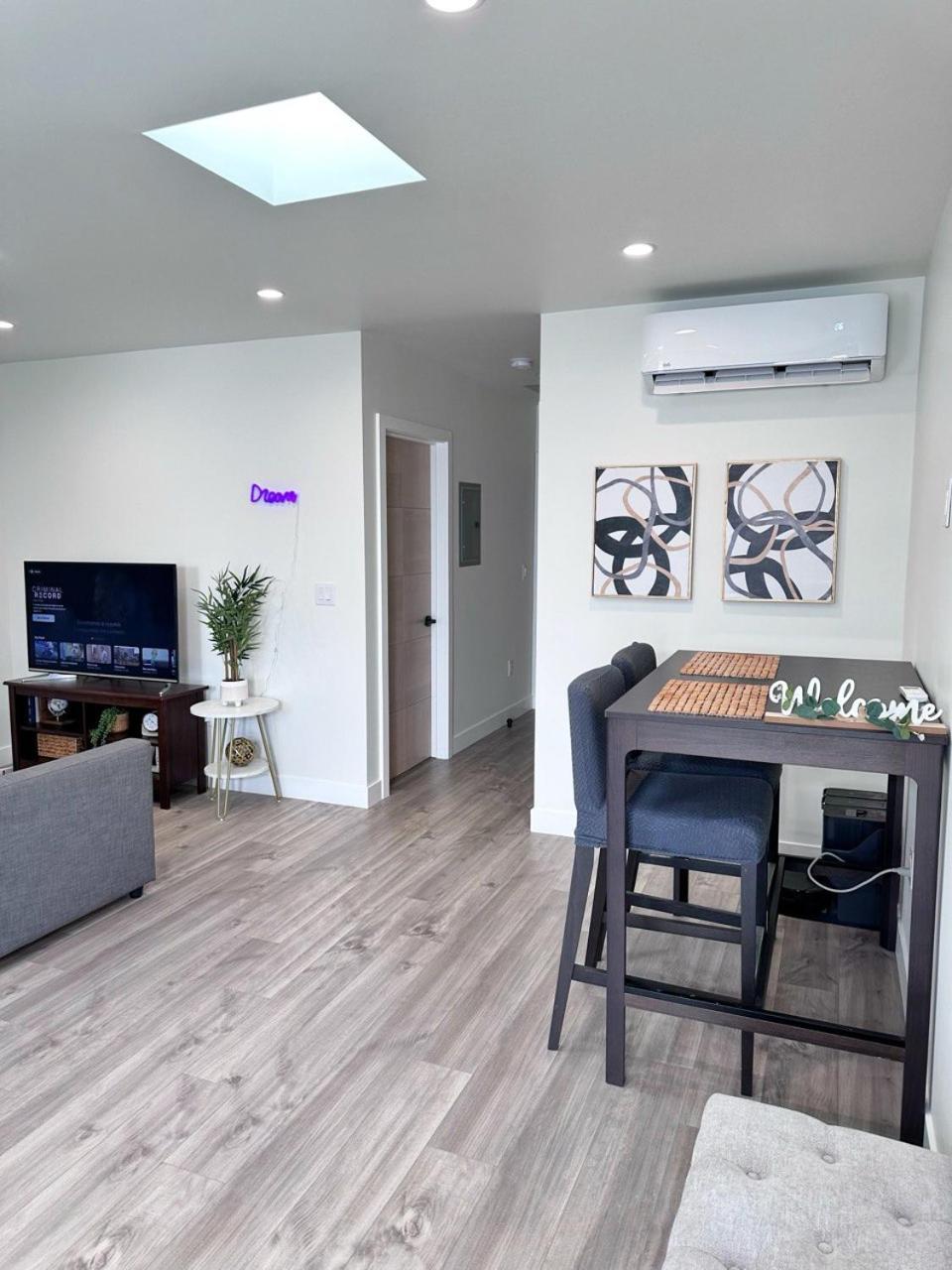 Gorgeous House In Angeles Ferienhaus *